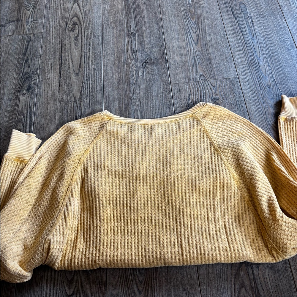 Time and Tru Mustard Yellow Waffle Knit Pullover - Picture 3 of 4